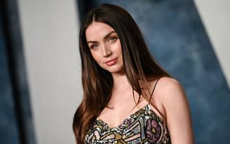 Ana de Armas walking on the red carpet at the 2023 Vanity Fair Oscar Party held at the Wallis Annenberg Center for the Performing Arts in Beverly Hills, CA on March 12, 2023. (Photo by Anthony Behar/Sipa USA)