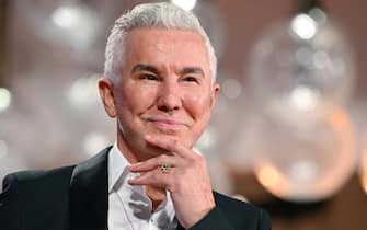  Australian director Baz Luhrmann arrives for the premiere of 'The Hanging sun' during the 79th Venice Film Festival in Venice, Italy, 10 September 2022. The movie is presented out of competition at the festival running from 31 August to 10 September 2022. ANSA / ETTORE FERRARI  