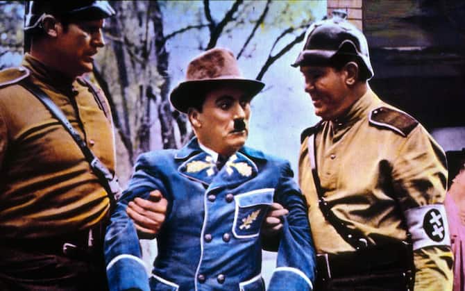 “Il grande dittatore” di Charlie Chaplin compie 80 anni: ecco 15