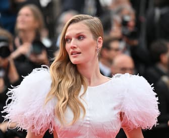 CANNES, FRANCE - MAY 18: German fashion model Toni Garrn arrives for screening of the film Ã¢Top Gun : MaverickÃ¢ at the 75th annual Cannes Film Festival in Cannes, France on May 18, 2022. (Photo by Mustafa Yalcin/Anadolu Agency via Getty Images)