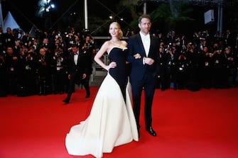 CANNES, FRANCE - MAY 16:  Actors Blake Lively and Ryan Reynolds attend the "Captives" premiere during the 67th Annual Cannes Film Festival on May 16, 2014 in Cannes, France.  (Photo by Andreas Rentz/Getty Images)