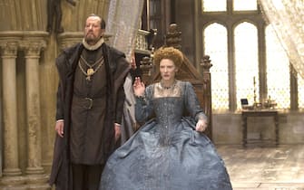 Geoffrey Rush in Elizabeth - The golden age