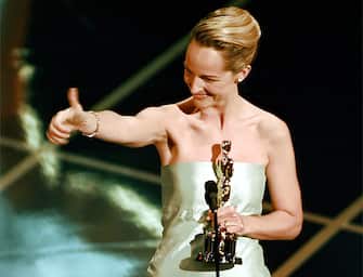 Best ActressÂ Â Helen Hunt flashes a thumbs up as she wins the Oscar for Best Actress for her role in the movie "As Good as It Gets" at Oscar night Monday March 23, 1998 at the Shrine Auditorium. Los Angeles Times via Getty Images Photo/^^^  (Photo by Kirk McKoy/Los Angeles Times via Getty Images)