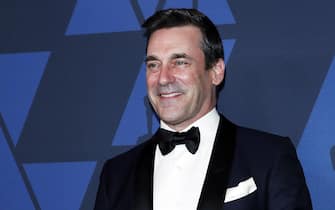 epa07955426 US actor Jon Hamm poses on the red carpet prior the 11th Annual Governors Awards at the Dolby Theater in Hollywood, California, USA, 27 October 2019.  EPA/NINA PROMMER