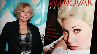 HOLLYWOOD - JULY 30:  Actress Kim Novak attends the "Platinum Career: A Tribute to Kim Novak" reception at Essex Public House on July 30, 2010 in Hollywood, California.  (Photo by David Livingston/Getty Images)