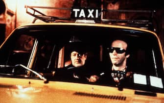 film : Taxisti di notte
nella foto : Roberto Benigni
titolo originale Night on Earth 
genere : commedia, drammatico
regia : Jim Jarmush