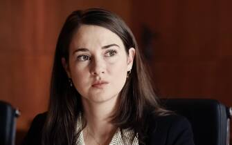 USA. Shailene Woodley  in the (C)STX Entertainment new film: The Mauritanian (2021).  Plot: A detainee at the U.S military's Guantanamo Bay detention center is held without charges for over a decade and seeks help from a defense attorney for his release.  Ref: LMK110-J6941-030321 Supplied by LMKMEDIA. Editorial Only. Landmark Media is not the copyright owner of these Film or TV stills but provides a service only for recognised Media outlets. pictures@lmkmedia.com