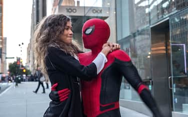 Michelle (Zendaya) catches a ride from Spider-Man in Columbia Pictures' SPIDER-MAN: â ¢ FAR FROM HOME.