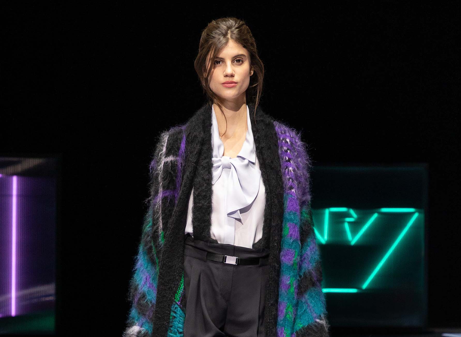 Milano Fashion Week, la collezione AI 2021-22 di Emporio Armani. FOTO | Sky  TG24