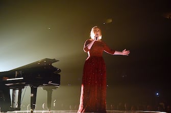 LOS ANGELES, CA - FEBRUARY 15:  Singer Adele performs onstage during The 58th GRAMMY Awards at Staples Center on February 15, 2016 in Los Angeles, California.  (Photo by Larry Busacca/Getty Images for NARAS)