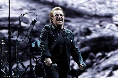 Bono compie 60 anni, le canzoni più famose degli U2