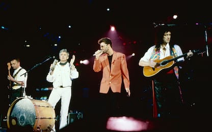 Queen, su YouTube il concerto tributo a Freddie Mercury per l'OMS