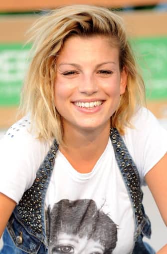 GIFFONI VALLE PIANA, ITALY - JULY 28:  Singer Emma Marrone attends a photocall during the Giffoni Experience 2010 on July 28, 2010 in Giffoni Valle Piana, Italy.  (Photo by Stefania D'Alessandro/WireImage)