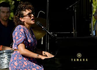 LAKE HUGHES, CALIFORNIA - SEPTEMBER 14: Norah Jones performs at Harvest Moon: A Gathering to benefit The Painted Turtle and The Bridge School at Painted Turtle Camp on September 14, 2019 in Lake Hughes, California. (Photo by Kevin Winter/Getty Images)
