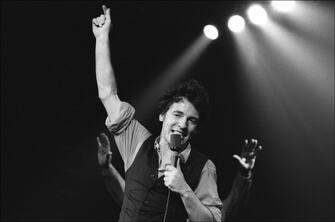 American musician Bruce Springsteen plays at the Spectrum, Philadelphia, Pennsylvania, May 26, 1978. (Photo by Allan Tannenbaum/Getty Images)