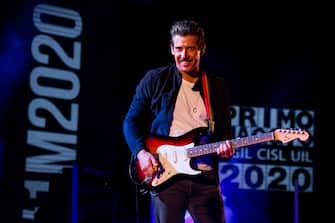 ROME, ITALY -  MAY 01: (EDITORIAL USE ONLY)  Francesco Gabbani performs in concert at Auditorium Parco Della Musica on May 1, 2020 in Rome, Italy.   (Photo by Roberto Panucci for iCompany via Getty Images)