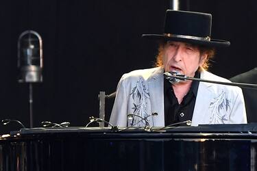 LONDON, ENGLAND - JULY 12: Bob Dylan performs as part of a double bill with Neil Young at Hyde Park on July 12, 2019 in London, England. (Photo by Dave J Hogan/Getty Images for ABA)