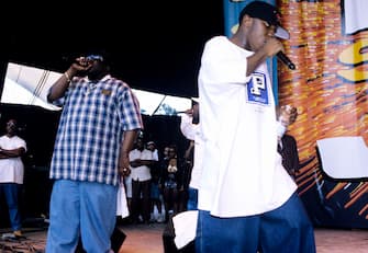 MOUNTAIN VIEW, CA - AUGUST 11: Notorious B.I.G. aka Biggie Small (L) performs as part of KMEL Summer Jam 1995  at Shoreline Amphitheatre on August 11, 1995 in Mountain View California. (Photo by Tim Mosenfelder/Getty Images)
