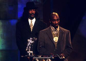 Snoop Dogg and Tupac Shakur (Photo by Kevin Mazur Archive/WireImage)