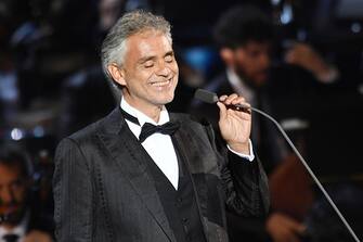 RHO, ITALY - MAY 25:  Andrea Bocelli performs at Bocelli and Zanetti Night on May 25, 2016 in Rho, Italy.  (Photo by Francesco Prandoni/Getty Images for Bocelli & Zanetti Night)