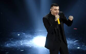 1204920234 SANREMO, ITALY - FEBRUARY 08: Junior Cally attends the 70° Festival di Sanremo (Sanremo Music Festival) at Teatro Ariston on February 08, 2020 in Sanremo, Italy. (Photo by Daniele Venturelli/Daniele Venturelli/Getty Images )