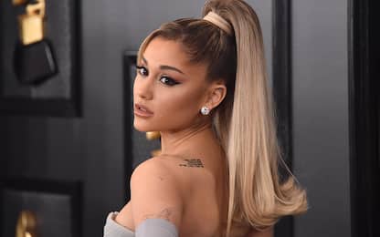 Ariana Grande, annunciato il remix di 34+35 con due artiste misteriose
