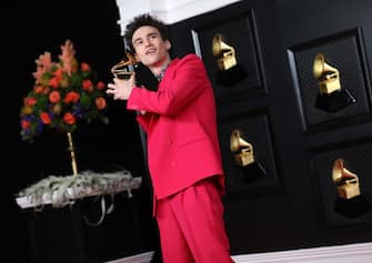 Los Angeles, CA - March 14: 
Jacob Collier, after winning a Grammy Award for Best Arrangement, Instruments And Vocals on the red carpet at the 63rd Annual Grammy Awards, at the Los Angeles Convention Center, in downtown Los Angeles, CA, Sunday, Mar. 14, 2021. (Jay L. Clendenin / Los Angeles Times via Getty Images)