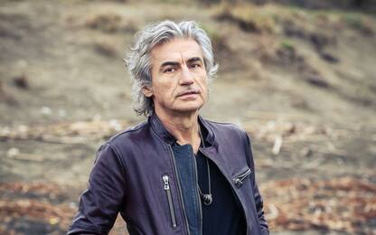 Ligabue, il testo del nuovo singolo "Essere umano"