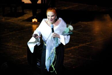 Addio a Milva, la rossa della musica italiana