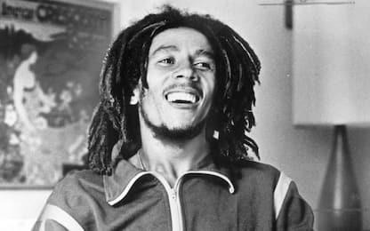 Bob Marley, l'Ajax lo celebra con una nuova maglia