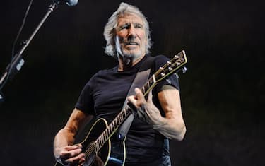 CHICAGO, IL - JULY 22:  Roger Waters permors at the United Center on July 22, 2017 in Chicago, Illinois.  (Photo by Timothy Hiatt/Getty Images)