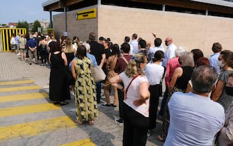 Folla ai funerali di Michele Merlo, il cantante morto il 6 giugno scorso. Stadio calcio di Rosa , Vicenza, 18 Giugno 2021. ANSA/NICOLA FOSSELLA