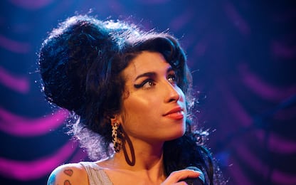 Amy Winehouse, il padre Mitch parla di un possibile album postumo 