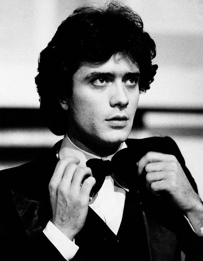Gianni Nazzaro Dalle Canzoni Alla Vita Privata FOTO STORIA Gianni Nazzaro Dalle Canzoni Alla Vita Privata FOTO STORIA