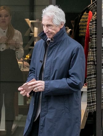 PARIS, FRANCE - OCTOBER 25:  Musician 'Rolling Stones' Charlie Watts is seen leaving the Miu Miu store on October 25, 2018 in Paris, France.  (Photo by Marc Piasecki/GC Images)