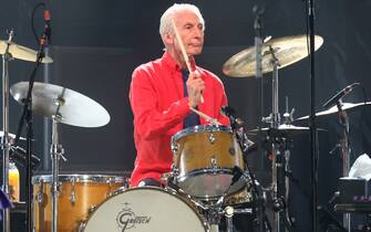EAST RUTHERFORD, NEW JERSEY - AUGUST 05: Charlie Watts of The Rolling Stones performs at MetLife Stadium on August 05, 2019 in East Rutherford, New Jersey. (Photo by Taylor Hill/Getty Images)