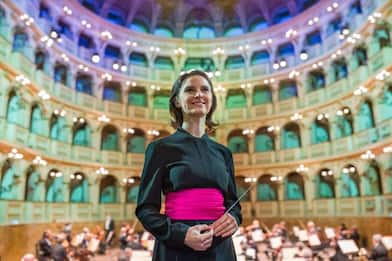 La prima donna alla direzione musicale di un ente lirico italiano