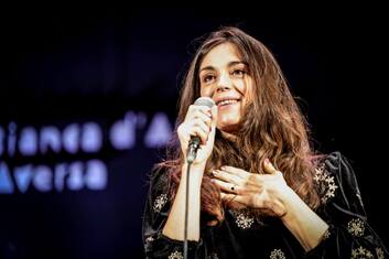 Isotta, vince il Premio Bianca D'Aponte con la bellezza del suo Io