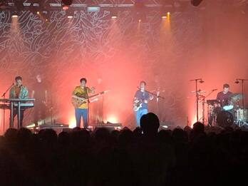 Eugenio in Via Di Gioia a Bologna, concerto senza distanziamento