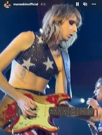 frame dell'esibizione dei Maneskin sul palco dei Rolling Stones