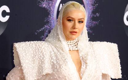 Christina Aguilera, pubblicato il video del brano Somos Nada