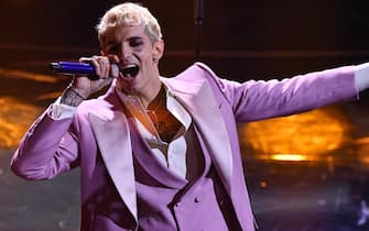 Italian singer Achille Lauro performs on stage at the Ariston theatre during the 72nd Sanremo Italian Song Festival, Sanremo, Italy, 05 February 2022. The music festival runs from 01 to 05 February 2022. ANSA/ETTORE FERRARI