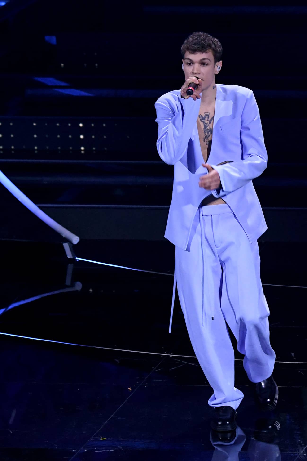 Blanco, chi è il cantante vincitore di Sanremo 2022 con Mahmood. FOTO