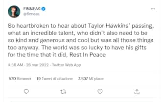 I messaggi per Taylor Hawkins