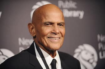 NEW YORK, NY - NOVEMBER 07: Event honoree Harry Belafonte attends the 2016 Library Lions gala at New York Public Library - Stephen A Schwartzman Building on November 7, 2016 in New York City.  (Photo by Gary Gershoff / WireImage)