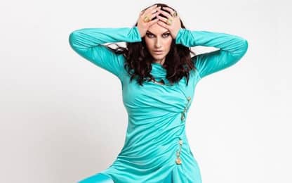 Laura Pausini i look Atelier Versace per la finale dell'Eurovision