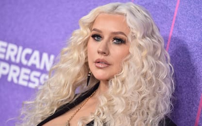 Christina Aguilera, in arrivo il nuovo album in spagnolo La Tormenta