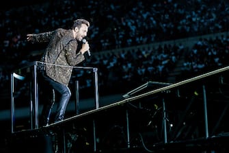 MILAN, ITALY - JUNE 13: Cesare Cremonini performs at Stadio San Siro on June 13, 2022 in Milan, Italy.  (Photo by Sergione Infuso / Corbis via Getty Images)