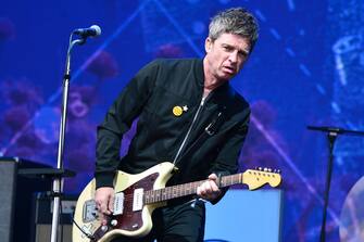 GLASTONBURY, ENGLAND - JUNE 25:  (EDITORIAL USE ONLY) Noel Gallagher performs on the Pyramid Stage during day four of Glastonbury Festival at Worthy Farm, Pilton on June 25, 2022 in Glastonbury, England. The 50th anniversary of Glastonburyâ  s inaugural event in 1970 was postponed twice after two cancelled events, in 2020 and 2021, due to the Covid pandemic. The festival, founded by farmer Michael Eavis, is the largest greenfield music and performing arts festival in the world. (Photo by Jim Dyson/Getty Images)