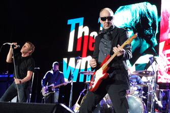 Roger Daltrey (L) and Pete Townshend of The Who perform at Reno Events Center on February 23, 2007 in Reno, Nevada. (Photo by Tim Mosenfelder/Getty Images)